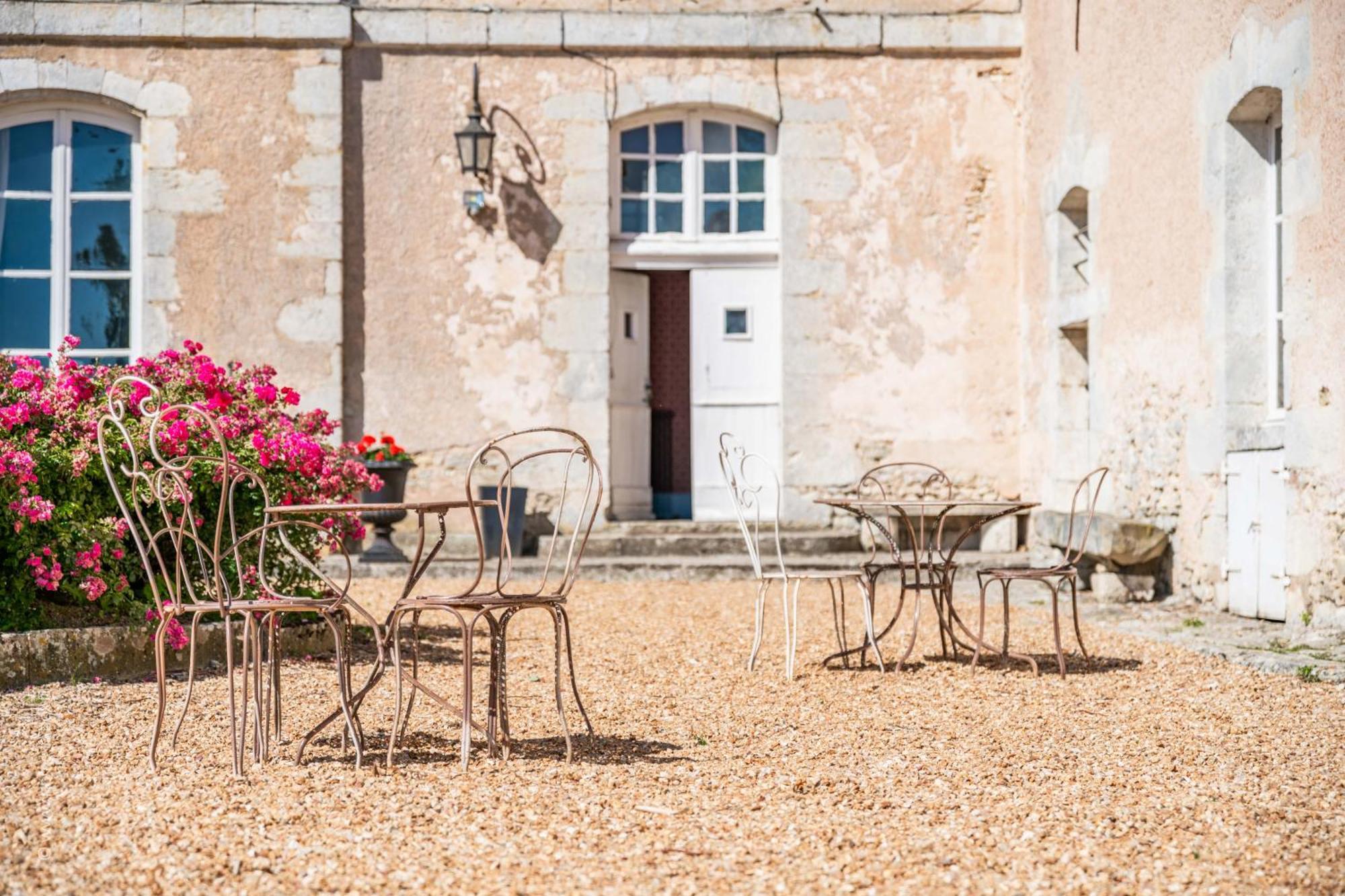 Chateau De Denonville ภายนอก รูปภาพ